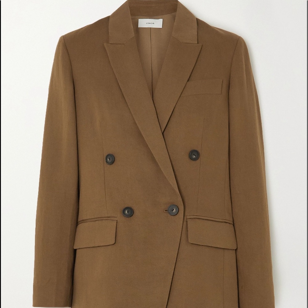 Brand new VINCE Textured Double Breasted Blazer.